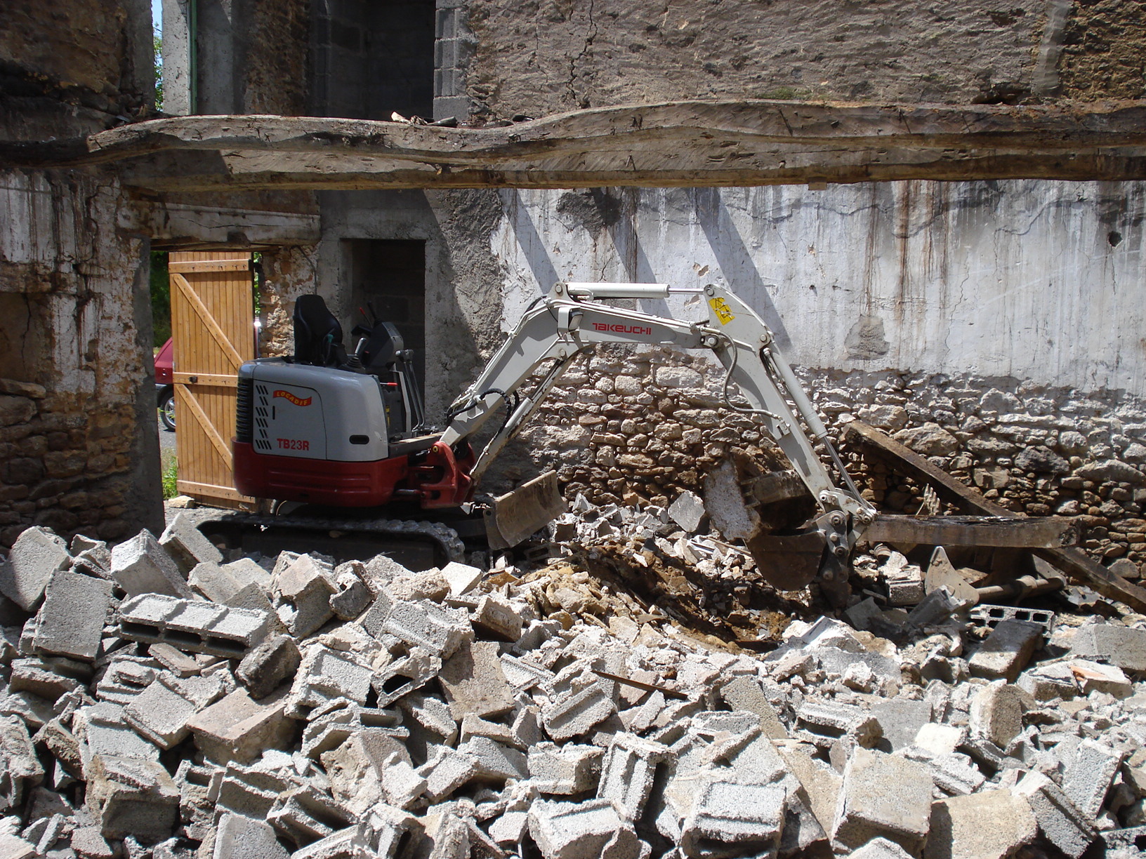 Démolition à Villemain