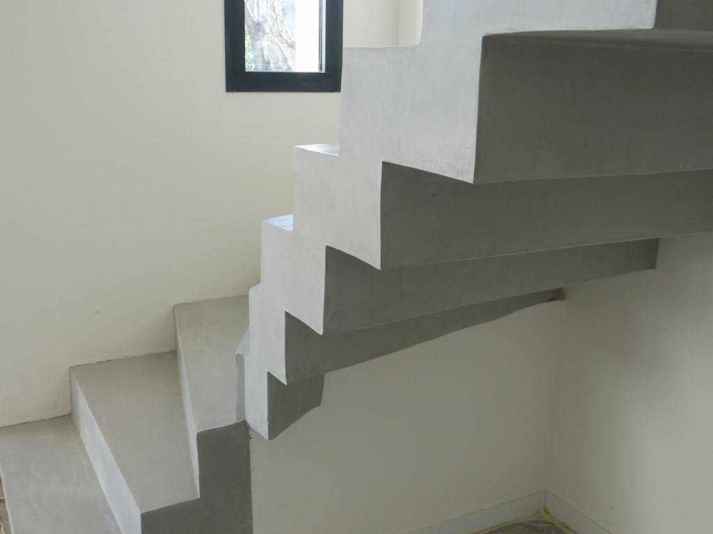 Création d'escalier en béton dans les Deux-Sèvres